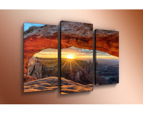 Модульная картина "Солнечный горный пейзаж" 60х80 ТР73