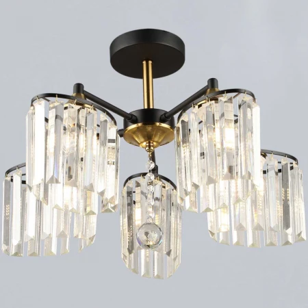 Люстра Reluce 63660-0.3-05 BK+COP