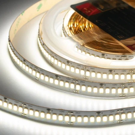 Лента светодиодная ELFLED PRO140, 240/м (2835), 24В, 22Вт/м, 5м, белый нейтральный 4000-4500К ELFLED-24240-PRO140nw Лента светодиодная ELFLED PRO140, 240/м (2835), 24В, 22Вт/м, 5м, белый нейтральный 4000-4500К ELFLED-24240-PRO140nw